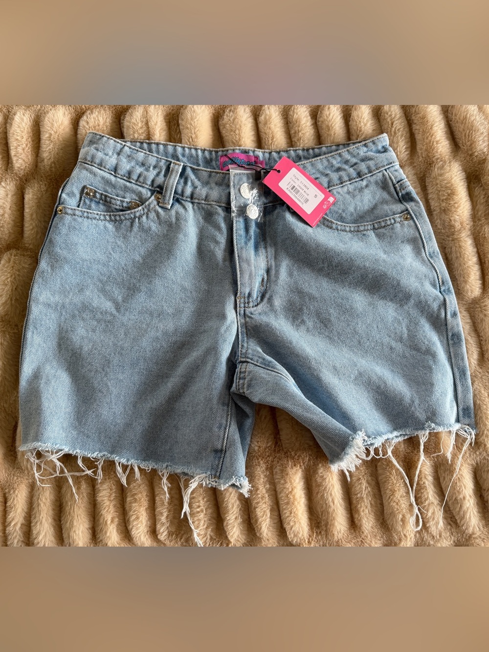 Edikted Light Wash Mini Shorts NWT